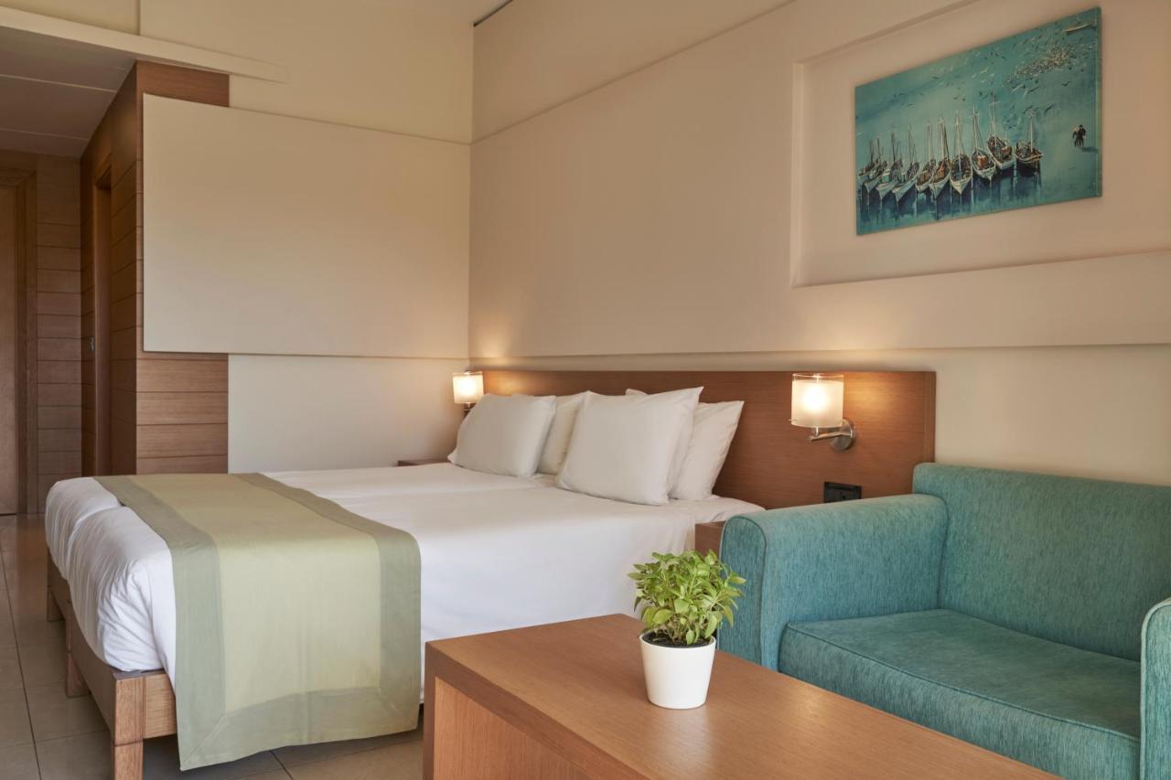 Atlantica Amalthia Beach Hotel - Adults Only Agia Marina Exterior foto